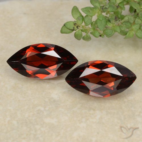 Granato piropo naturale rosso da 2,44 ct, marchesa, VVS-VS