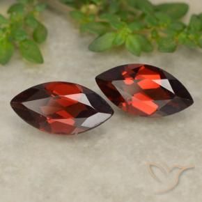 Gemme di Granato Piropo Rosso Sangue Profondo naturale da 2.63 ct, Taglio marquise, VVS-VS