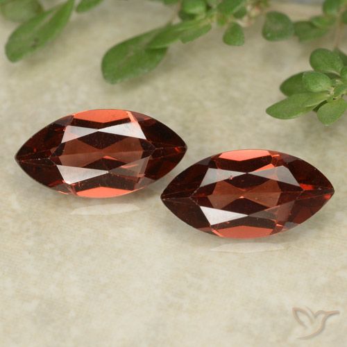 2.47ctw Naturale Rosso scuro Granato Piropo, Taglio marquise, VVS-VS