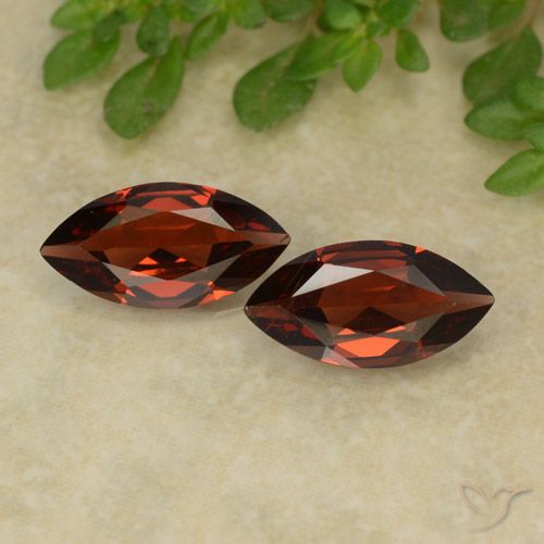 2.22ctw Naturale Rosso scuro Granato Piropo, Taglio marquise, VVS-VS