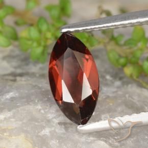 Granato Piropo Rosso scuro naturale da 1.36 ct, Taglio marquise, VS