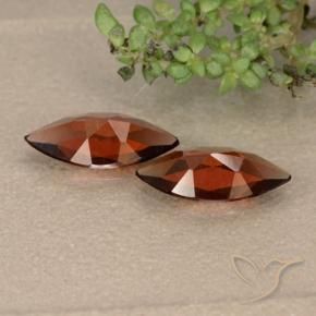Gemme di Granato Piropo Rosso scuro naturale da 1.49 ct, Taglio marquise, VVS-VS