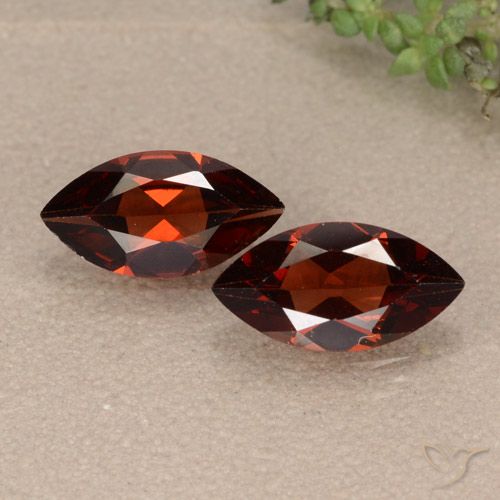 2.30ctw Naturale Sangria rossa Granato Piropo, Taglio marquise, VVS-VS