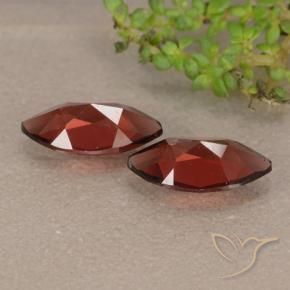 Gemme di Granato Piropo Rosso scuro naturale da 2.35 ct, Taglio marquise, VVS-VS