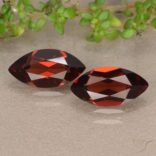 2.54ctw Naturale Rosso scarlatto profondo Granato Piropo, Taglio marquise, VVS-VS