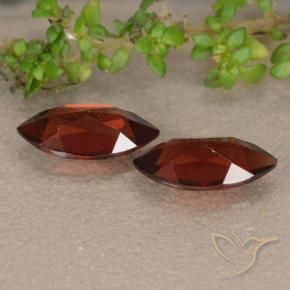 Gemme di Granato Piropo Rosso scarlatto profondo naturale da 2.54 ct, Taglio marquise, VVS-VS