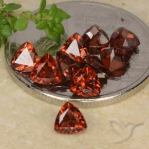 Gemme di Granato Piropo Rosso scarlatto naturale da 2.89 ct, Taglio trillion, VS
