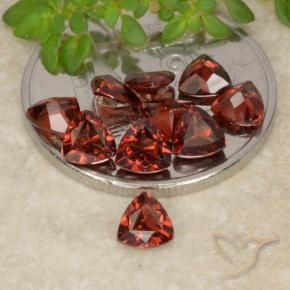 Gemme di Granato Piropo Rosso scarlatto profondo naturale da 3.16 ct, Taglio trillion, VS