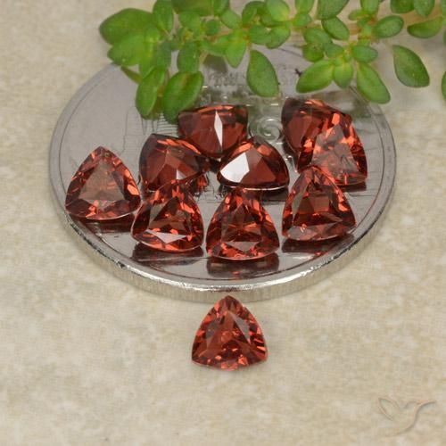 Gemme di Granato Piropo Rosso scuro naturale da 2.95 ct, Taglio trillion, VS