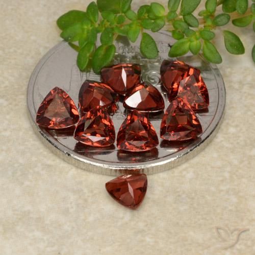 Gemme di Granato Piropo Rosso scuro naturale da 2.95 ct, Taglio trillion, VS