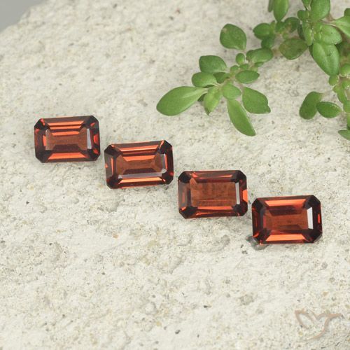 2.25ctw Naturale Sangria rossa Granato Piropo, Taglio smeraldo, VS