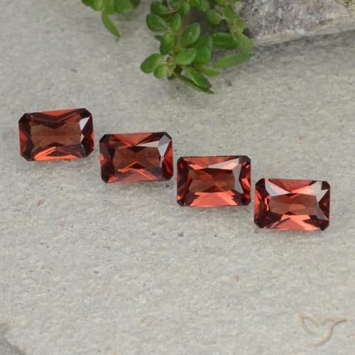 Gemme di Granato Piropo Rosso scuro naturale da 2.57 ct, Ottagonale / Taglio smeraldo, VVS-VS
