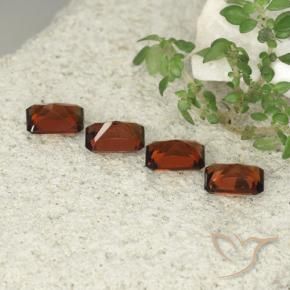 Gemme di Granato Piropo Rosso medio naturale da 2.64 ct, Ottagonale / Taglio smeraldo, VVS-VS