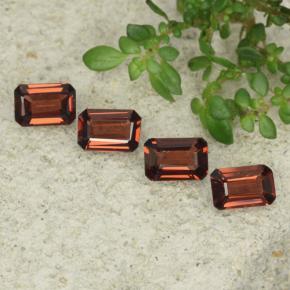 Granato piropo naturale rosso da 2,30 ct, taglio smeraldo, VS
