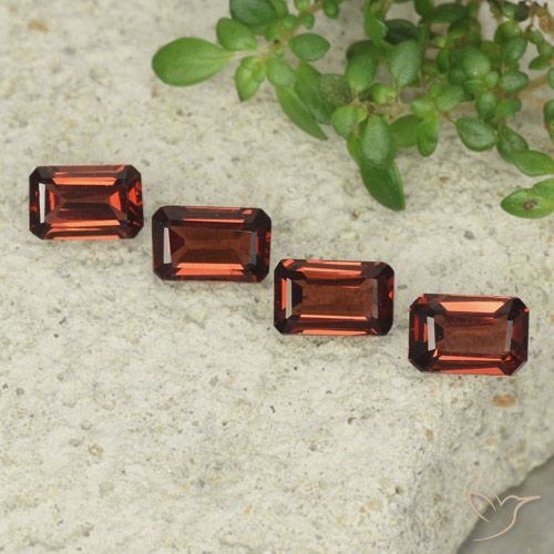 2.18ctw Naturale Rosso medio Granato Piropo, Taglio smeraldo, VS