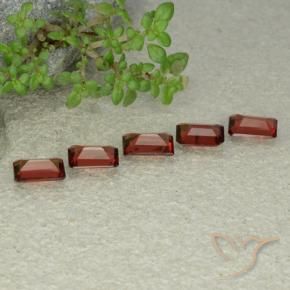 Gemme di Granato Piropo Rosso scarlatto naturale da 2.42 ct, Ottagonale / Taglio smeraldo, VS