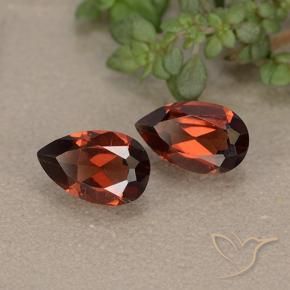 Gemme di Granato Piropo Sangria rossa naturale da 1.80 ct, Forma a pera, VVS-VS