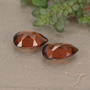 Gemme di Granato Piropo Sangria rossa naturale da 1.80 ct, Forma a pera, VVS-VS