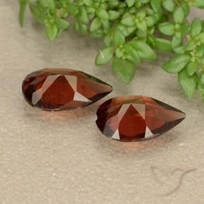Gemme di Granato Piropo Ribes Rosso naturale da 1.69 ct, Forma a pera, VVS-VS