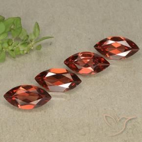Gemme di Granato Piropo Rosso medio naturale da 4.05 ct, Taglio marquise, VVS-VS