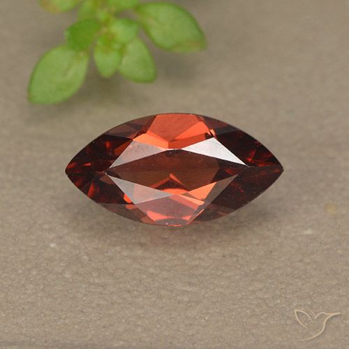 1.31ct Naturale Rosso scuro Granato Piropo, Taglio marquise, VVS-VS