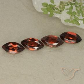 Gemme di Granato Piropo Rosso medio naturale da 4.69 ct, Taglio marquise, VVS-VS