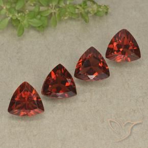 Gemme di Granato Piropo Rosso Merlot naturale da 3.33 ct, Taglio trillion, VVS-VS