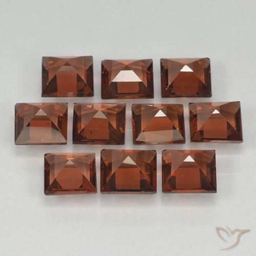 Gemme di Granato Piropo Sangria rossa naturale da 3.94 ct, Quadrato, VVS-VS