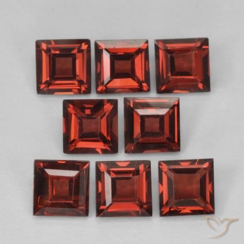 3.47ctw Naturale Rosso scarlatto profondo Granato Piropo, Quadrato, VVS-VS