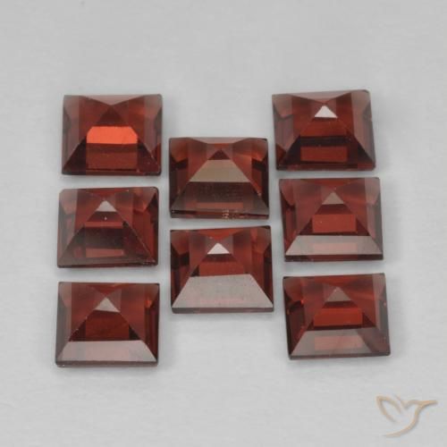 Gemme di Granato Piropo Rosso scarlatto profondo naturale da 3.47 ct, Quadrato, VVS-VS
