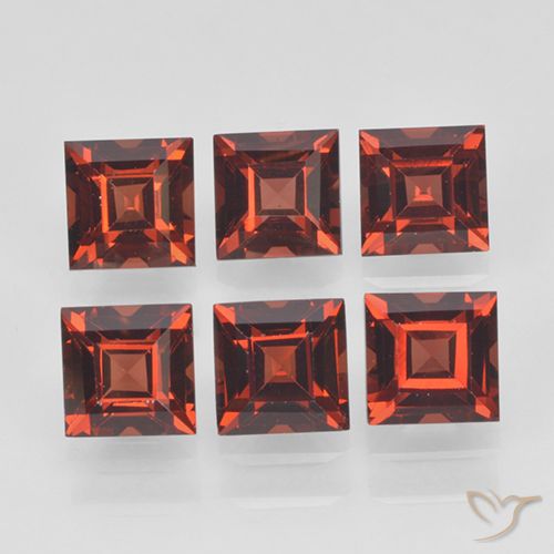 3.10ctw Naturale Ribes Rosso Granato Piropo, Quadrato, VVS-VS