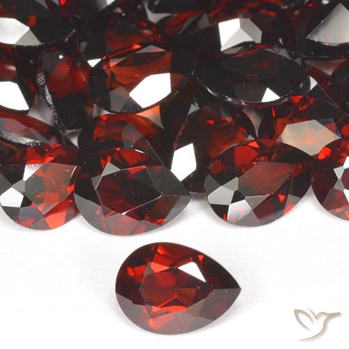 0.84ct Naturale Rosso scuro Granato Piropo, Forma a pera, VVS-VS