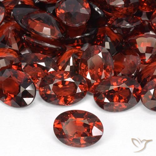Granato Piropo Rosso scarlatto naturale da 1.00 ct, Ovale, VVS-VS