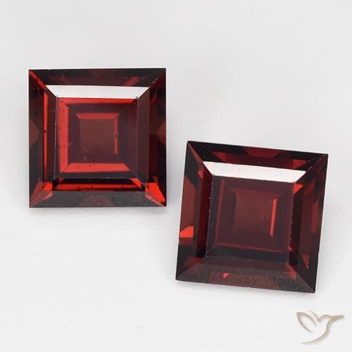 4.24ctw Naturale Rosso scuro Granato Piropo, Quadrato, VVS-VS