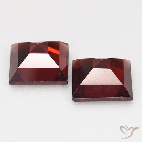 Gemme di Granato Piropo Rosso scuro naturale da 4.24 ct, Quadrato, VVS-VS