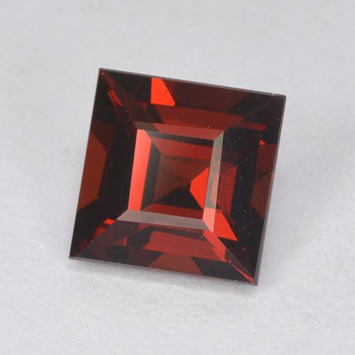 Granato Piropo Rosso scuro naturale da 1.53 ct, Quadrato, VVS