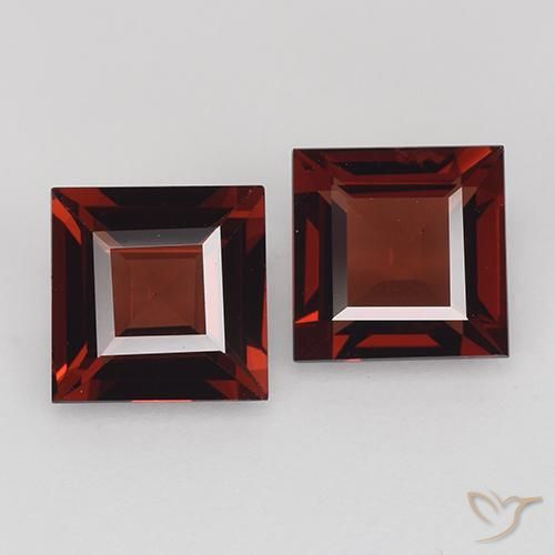 2.49ctw Naturale Rosso scuro Granato Piropo, Quadrato, VVS-VS