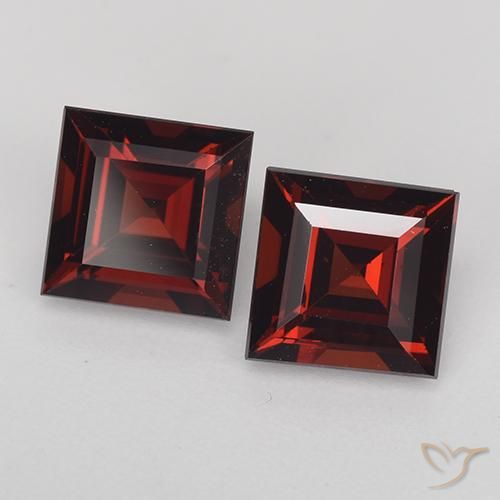 Gemme di Granato Piropo Rosso scuro naturale da 2.92 ct, Quadrato, VVS-VS
