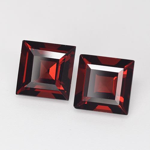 Granato piropo naturale rosso da 5,53 ct, quadrato, VVS-VS