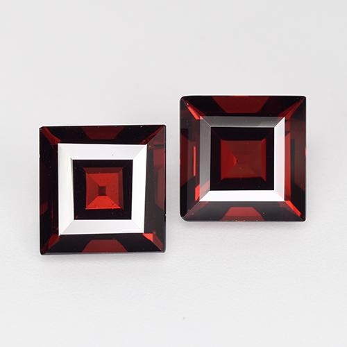 Granato piropo naturale rosso da 5,53 ct, quadrato, VVS-VS