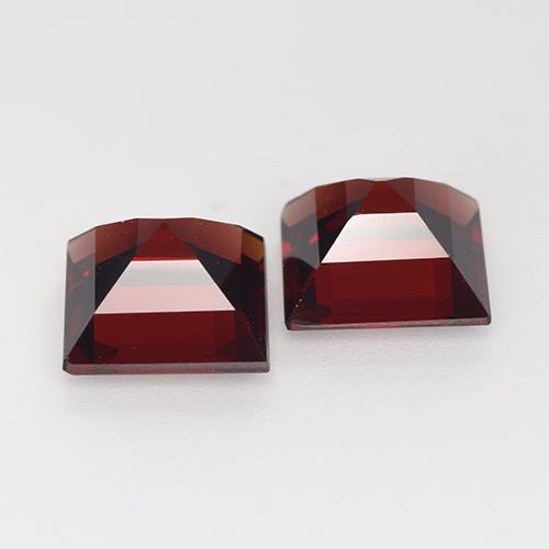 Granato piropo naturale rosso da 5,53 ct, quadrato, VVS-VS