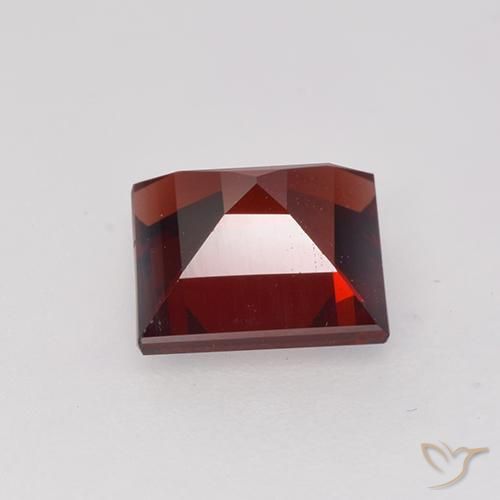 Granato Piropo Rosso scuro naturale da 1.87 ct, Quadrato, VVS-VS