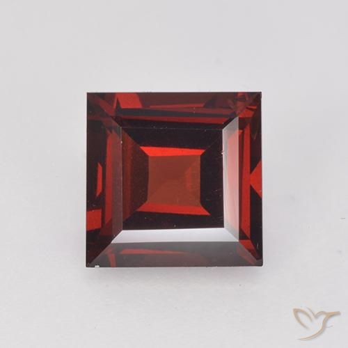 2.10ct Naturale Rosso Sangue Profondo Granato Piropo, Quadrato, VVS-VS