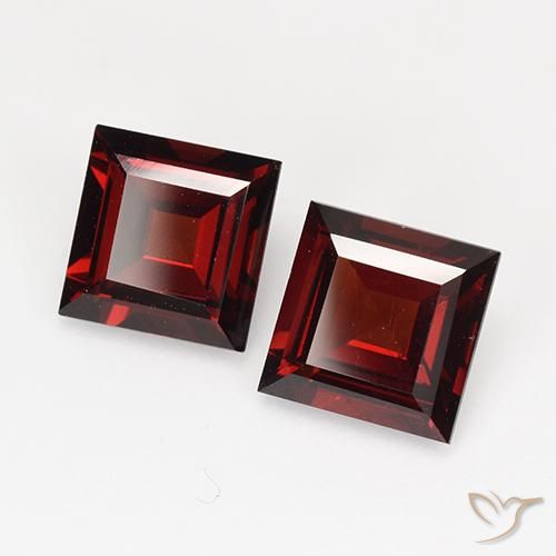 Gemme di Granato Piropo Rosso scuro naturale da 3.91 ct, Quadrato, VVS-VS