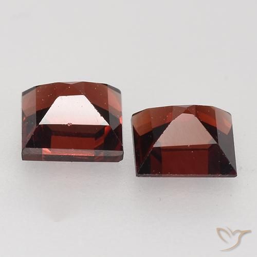 Gemme di Granato Piropo Rosso scuro naturale da 0.97 ct, Quadrato, VVS-VS