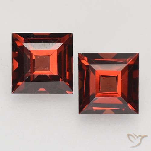 Gemme di Granato Piropo Rosso scuro naturale da 1.00 ct, Quadrato, VVS-VS