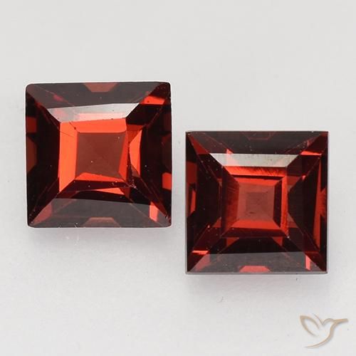 0.96ctw Naturale Rosso scarlatto profondo Granato Piropo, Quadrato, VVS-VS