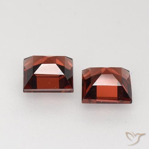 Gemme di Granato Piropo Rosso scarlatto profondo naturale da 0.92 ct, Quadrato, VVS-VS