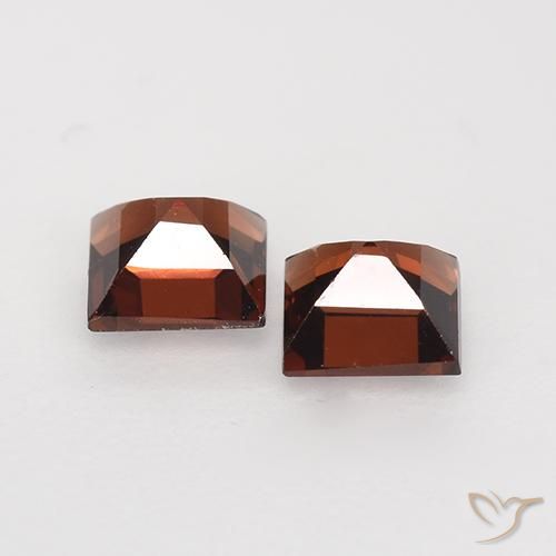 Gemme di Granato Piropo Rosso scuro naturale da 0.94 ct, Quadrato, VVS-VS