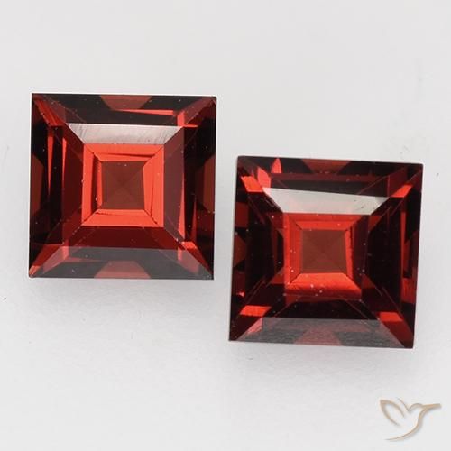 Granato piropo naturale rosso da 1,05 ct, quadrato, VVS-VS